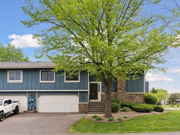 7511 Wedgewood Way , Maple Grove, MN 55311