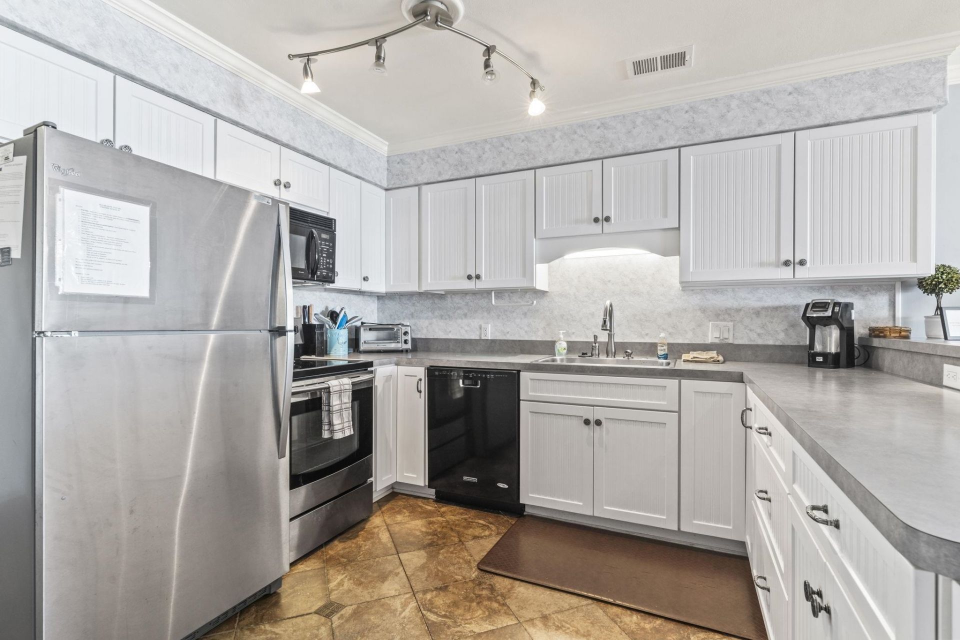 811 N Ocean Blvd. Photo 6