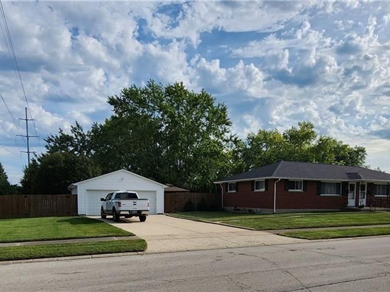 114 W Herr Street, Englewood, OH 45322 Photo 3
