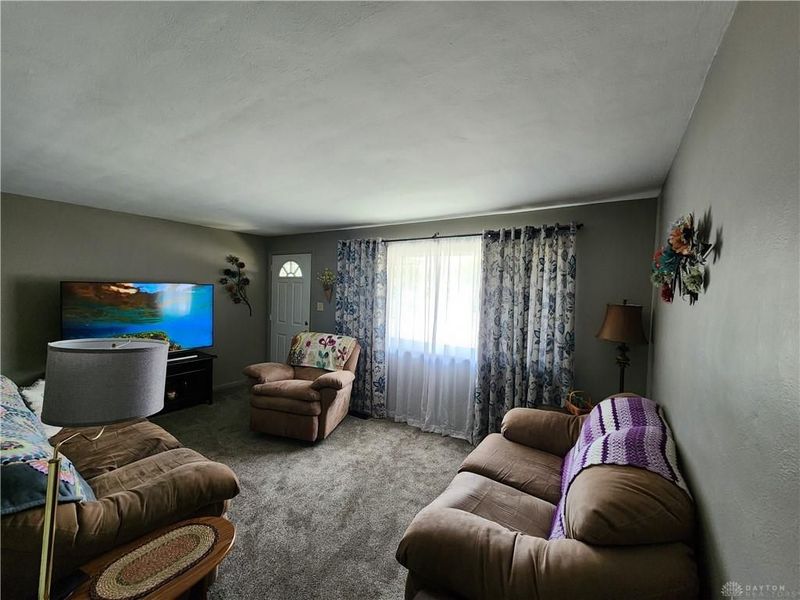114 W Herr Street, Englewood, OH 45322 Photo 5