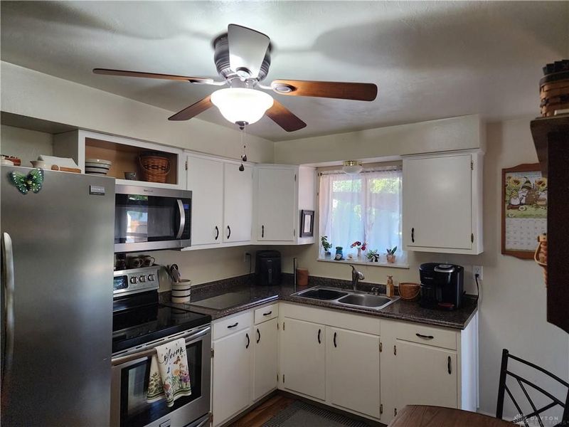 114 W Herr Street, Englewood, OH 45322 Photo 7