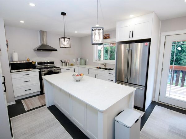 1844 Connie Rd , Sooke, BC V9Z 1C8