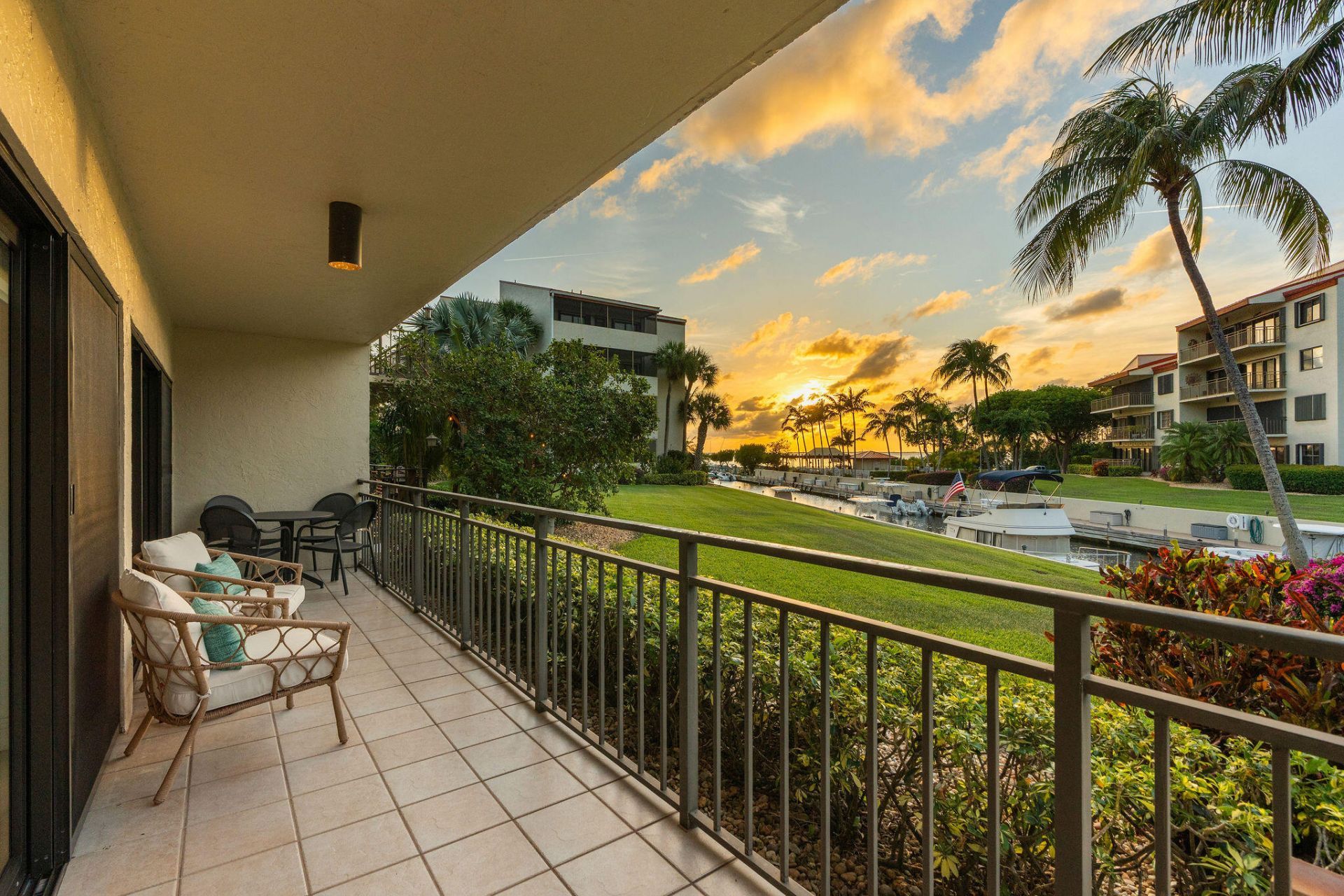 104500 Overseas Highway, Unit APT B102, Key Largo, FL 33037 Photo