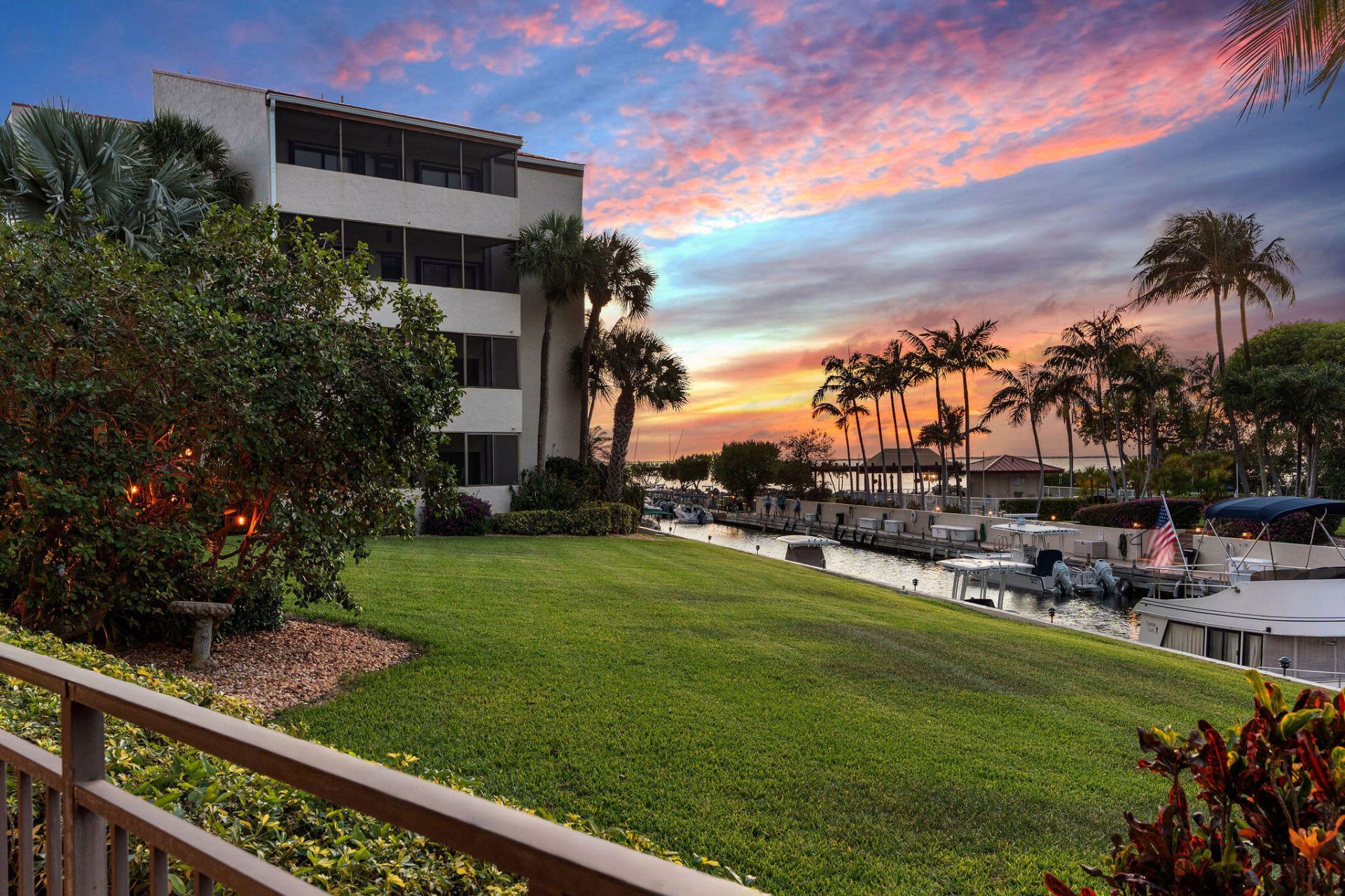 104500 Overseas Highway, Unit APT B102, Key Largo, FL 33037 Photo