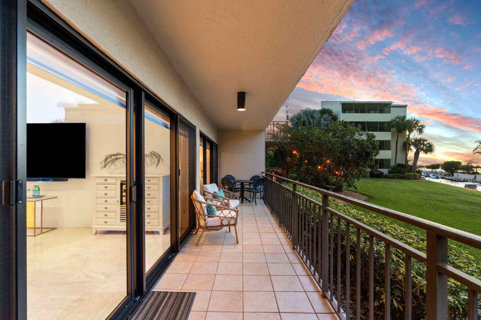 104500 Overseas Highway, Unit APT B102, Key Largo, FL 33037 Photo