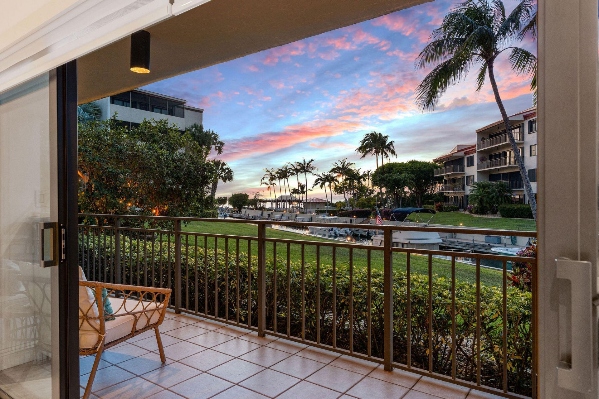 104500 Overseas Highway, Unit APT B102, Key Largo, FL 33037 Photo