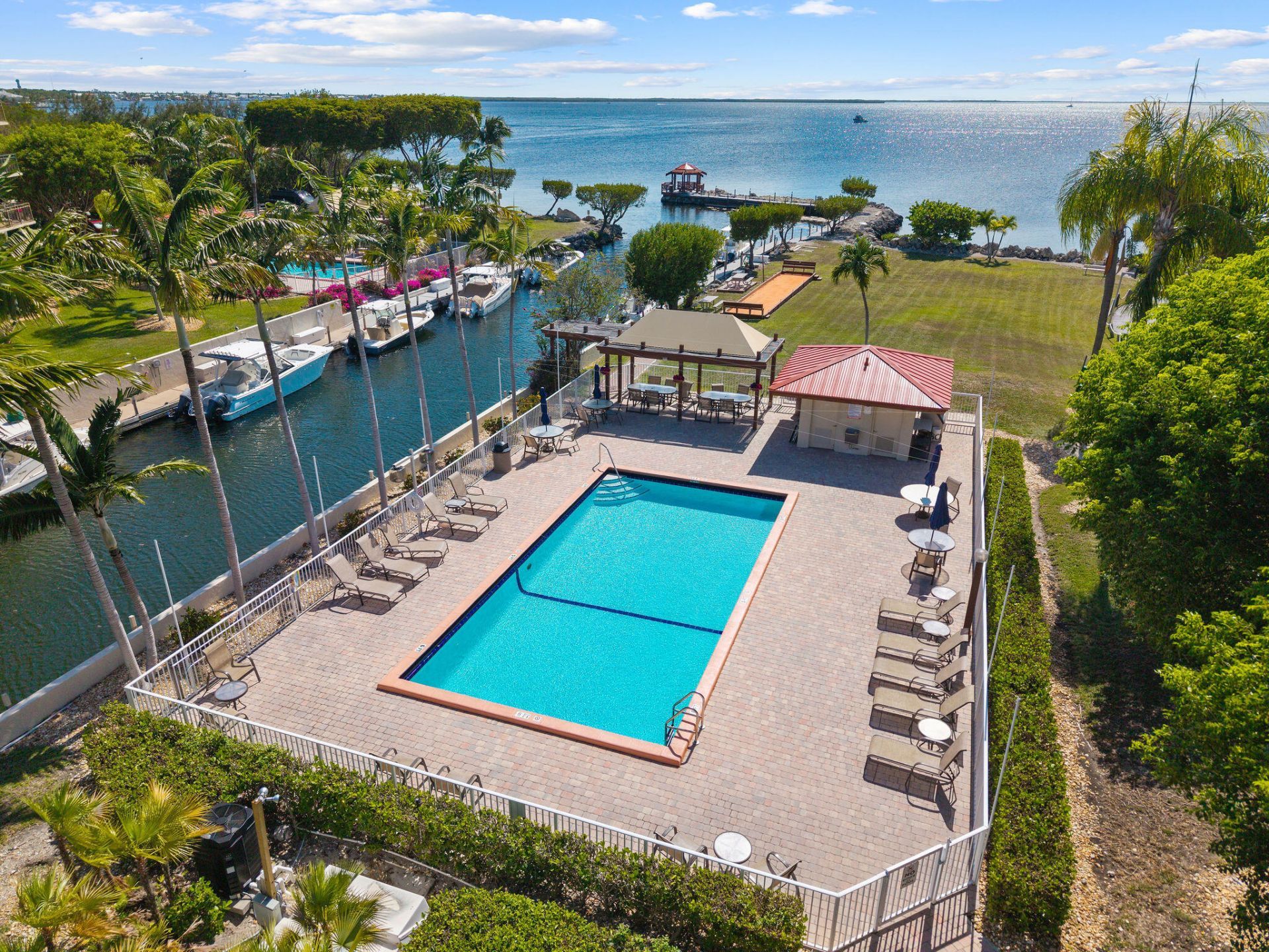 104500 Overseas Highway, Unit APT B102, Key Largo, FL 33037 Photo