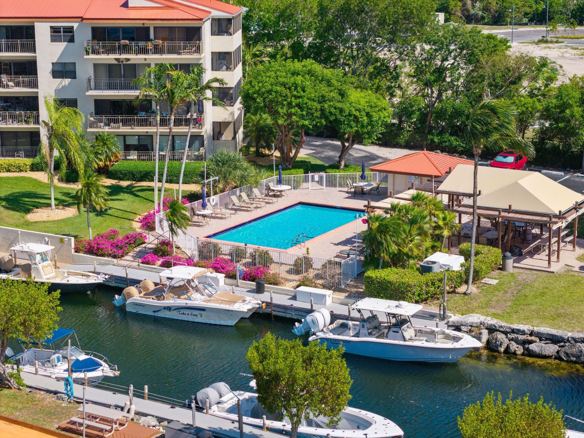 104500 Overseas Highway, Unit APT B102, Key Largo, FL 33037 Photo