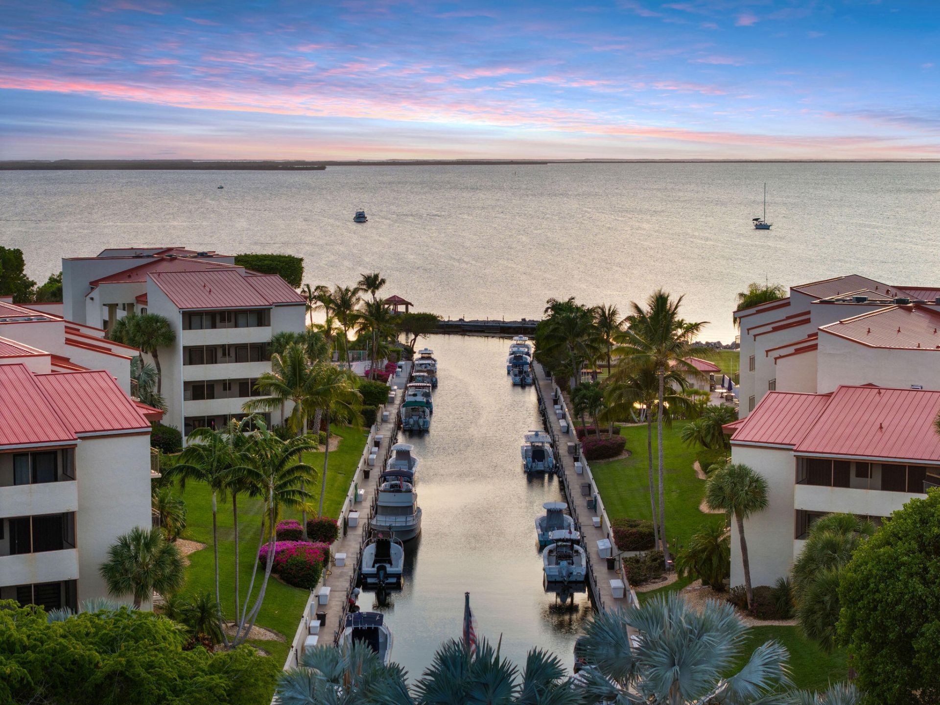 104500 Overseas Highway, Unit APT B102, Key Largo, FL 33037 Photo
