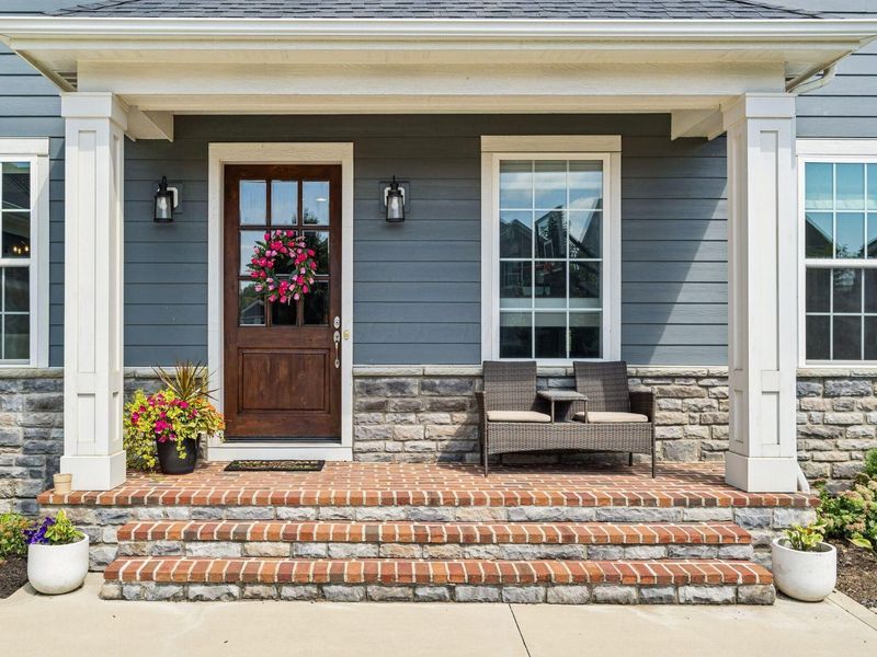 7164 Emmet Row Lane, Dublin, OH 43017 Photo 2