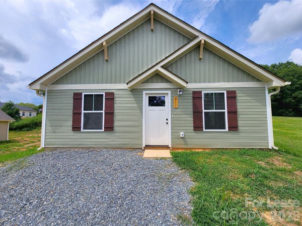 911 Hill Street , Albemarle, NC 28001