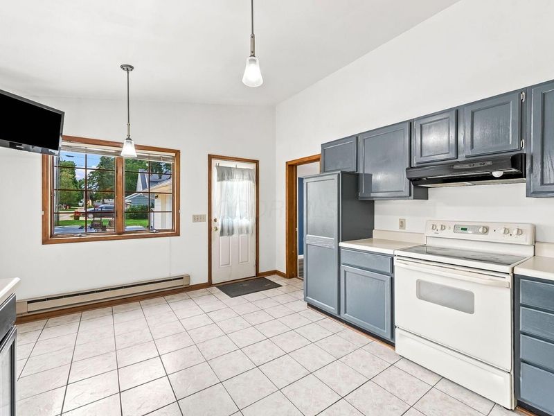 625 N High Street , Kenton, OH 43326 Photo 31
