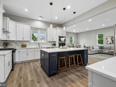 735 N GEORGE MASON DRIVE, ARLINGTON, VA 22203