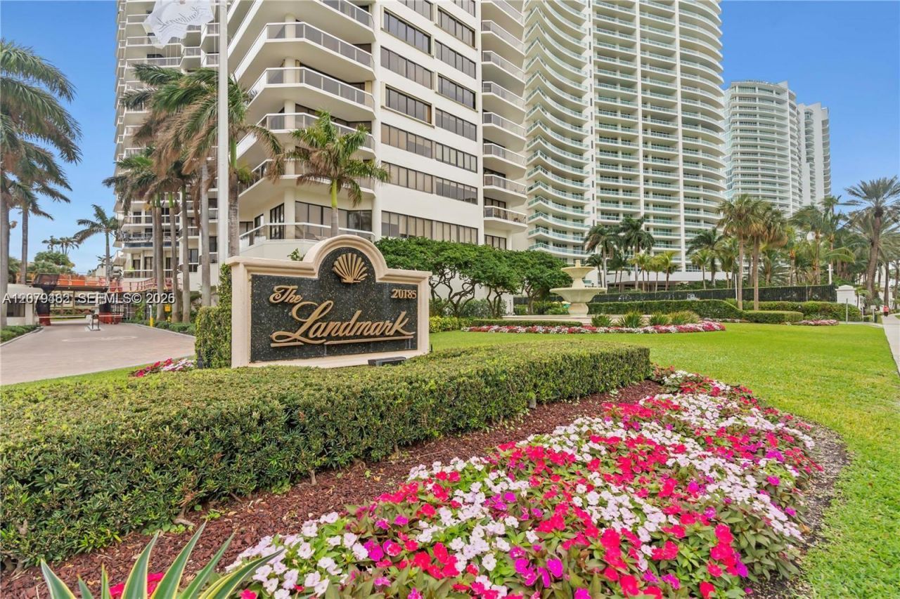 20185 E Country Club Dr , Unit 1801, Aventura, FL 33180 Photo