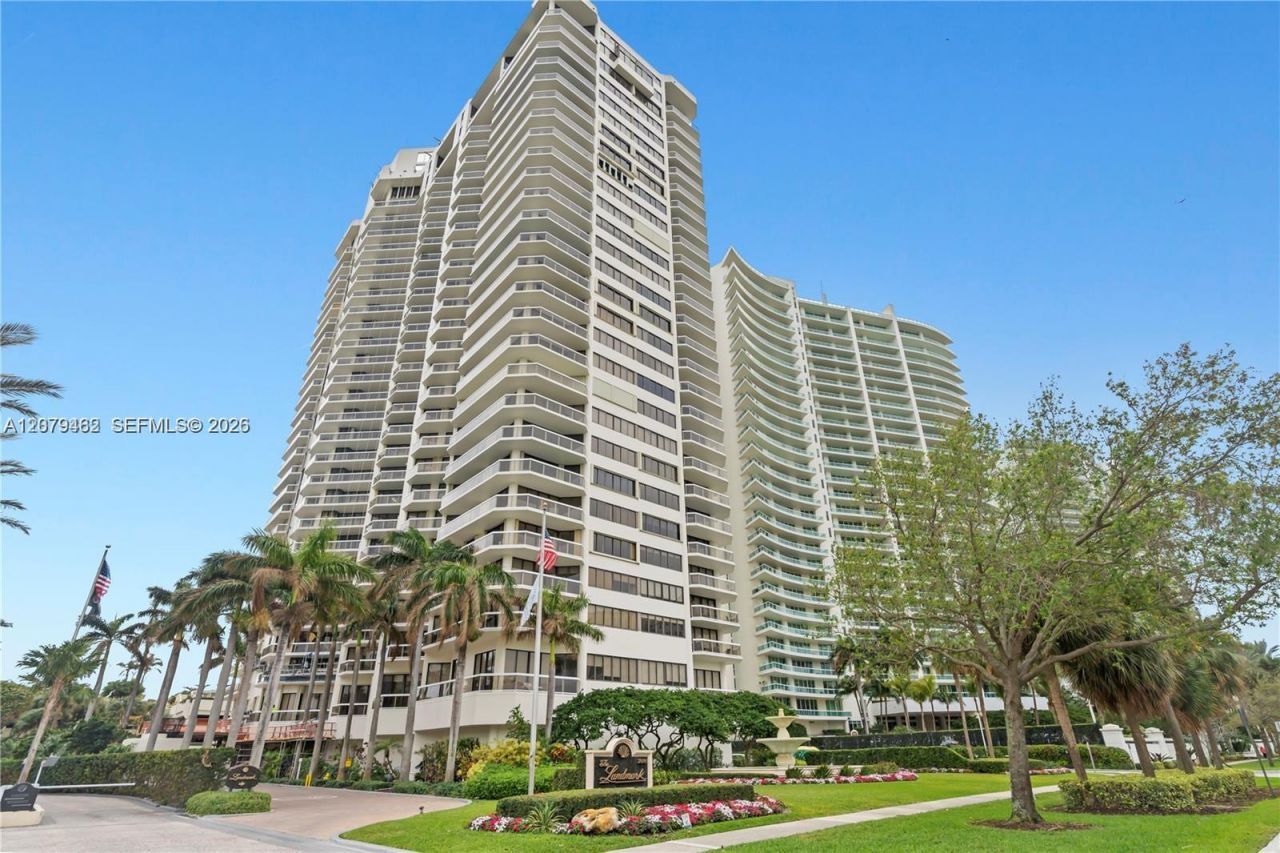 20185 E Country Club Dr , Unit 1801, Aventura, FL 33180 Photo