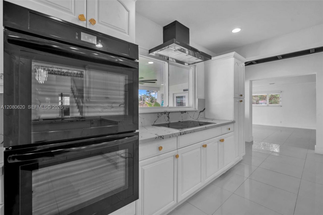 1436 NW 8th St , Dania Beach, FL 33004 Photo