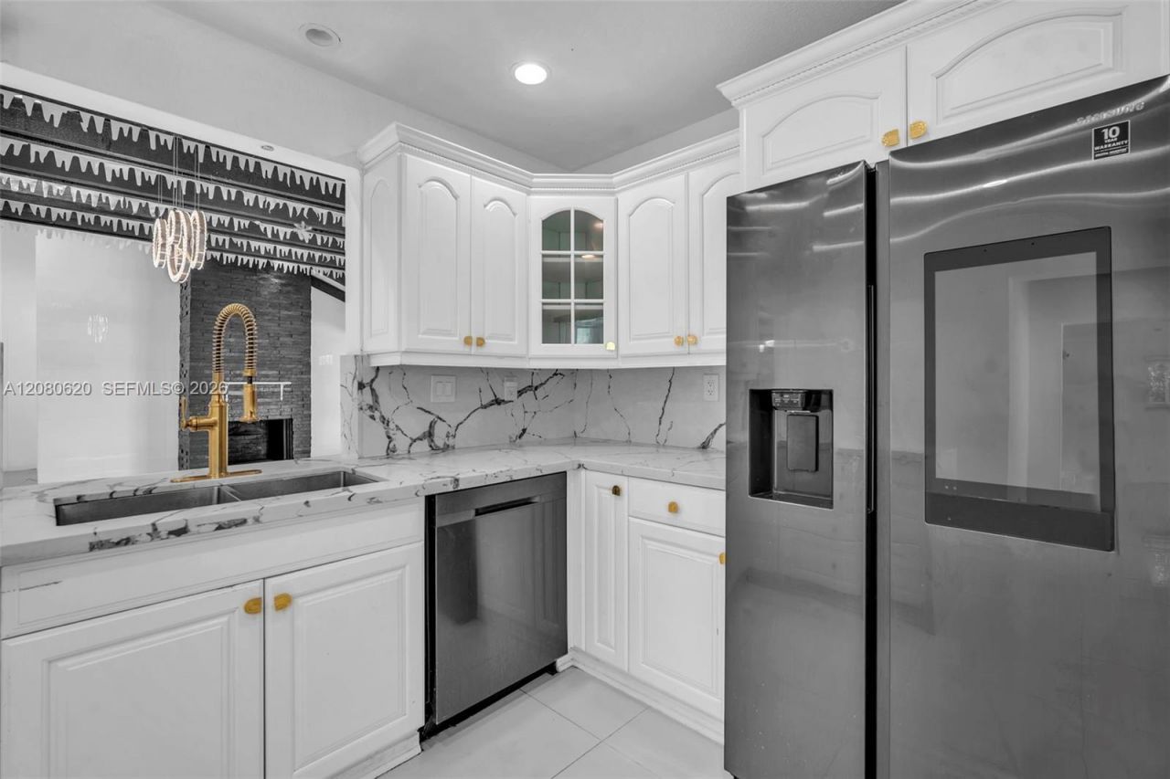 1436 NW 8th St , Dania Beach, FL 33004 Photo