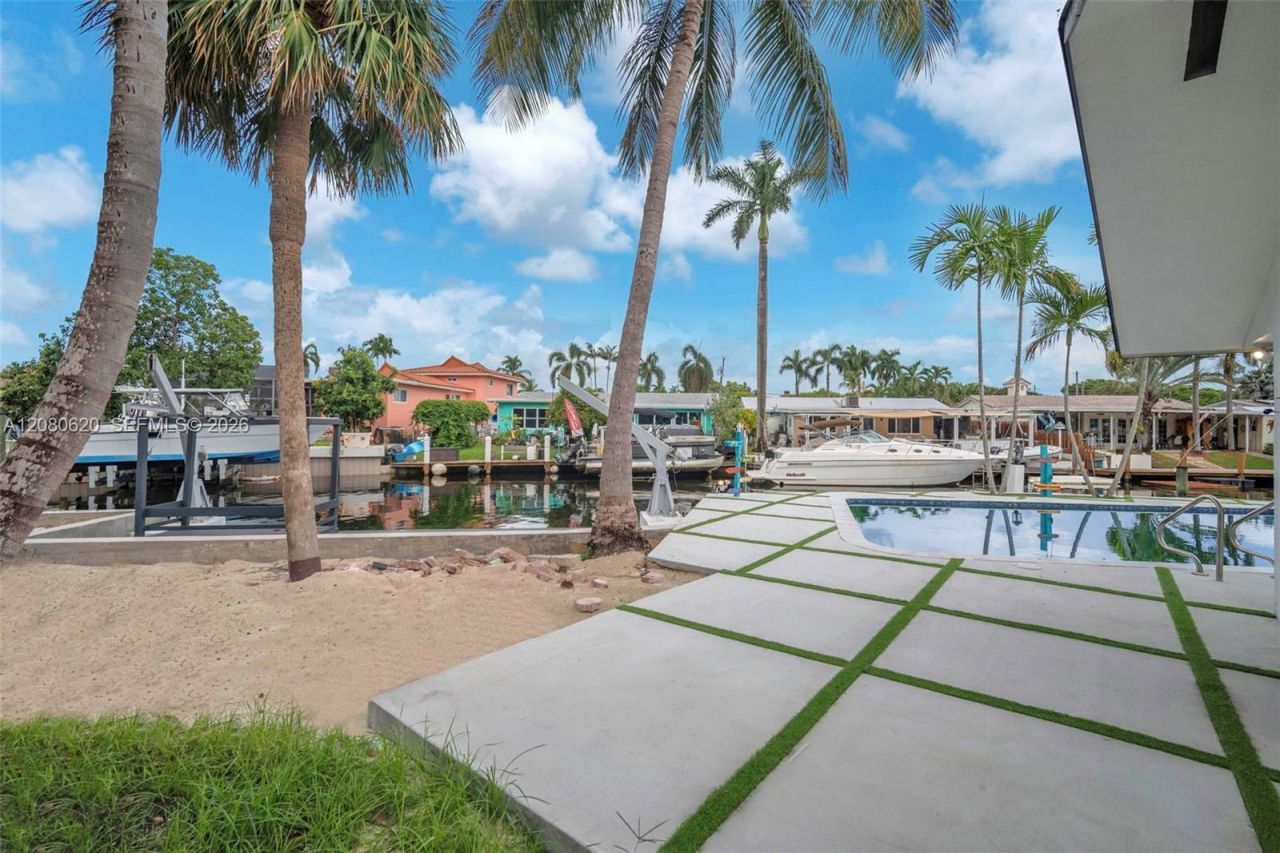 1436 NW 8th St , Dania Beach, FL 33004 Photo