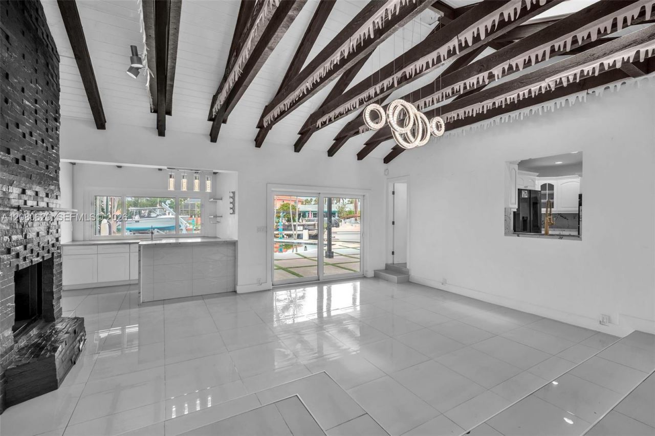 1436 NW 8th St , Dania Beach, FL 33004 Photo