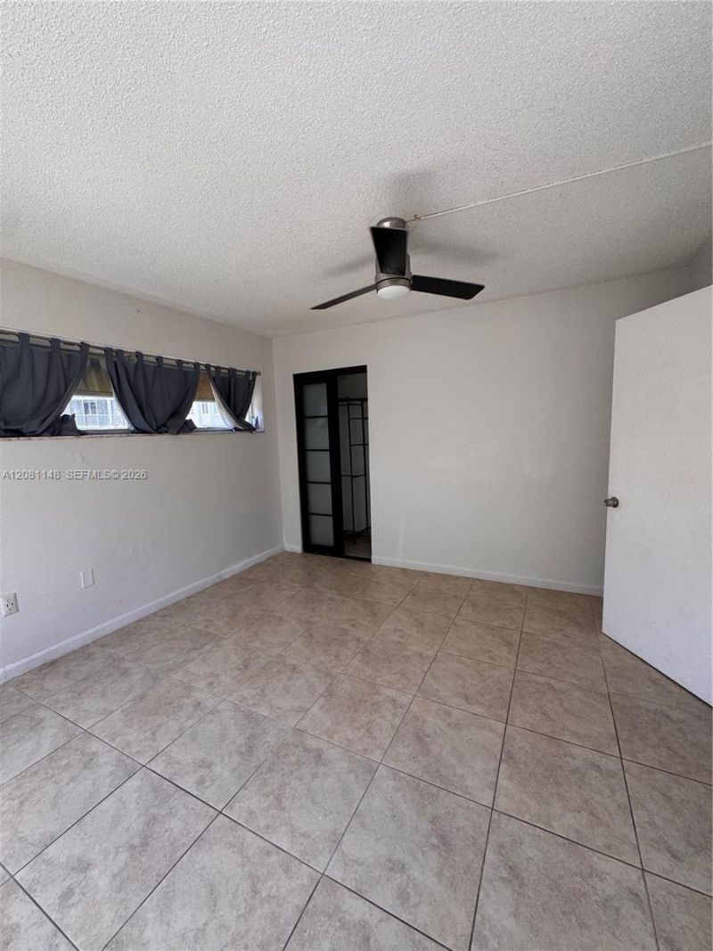 1670 NE 191st St, Unit 100-3, Miami, FL 33179 Photo