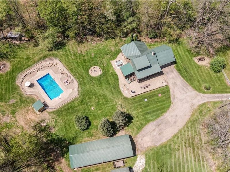 11376 Ridgeway Road, Kensington, OH 44427 Photo 2