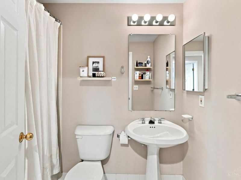 3435 Golden Avenue, Unit 701, Cincinnati, OH 45226 Photo 25