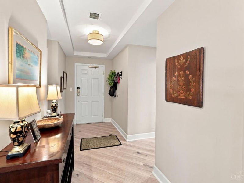 3435 Golden Avenue, Unit 701, Cincinnati, OH 45226 Photo 7