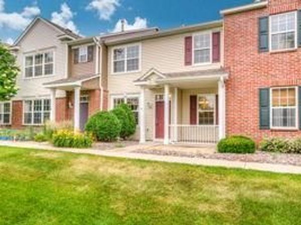 11040 Fergus Street NE, Unit E, Blaine, MN 55449