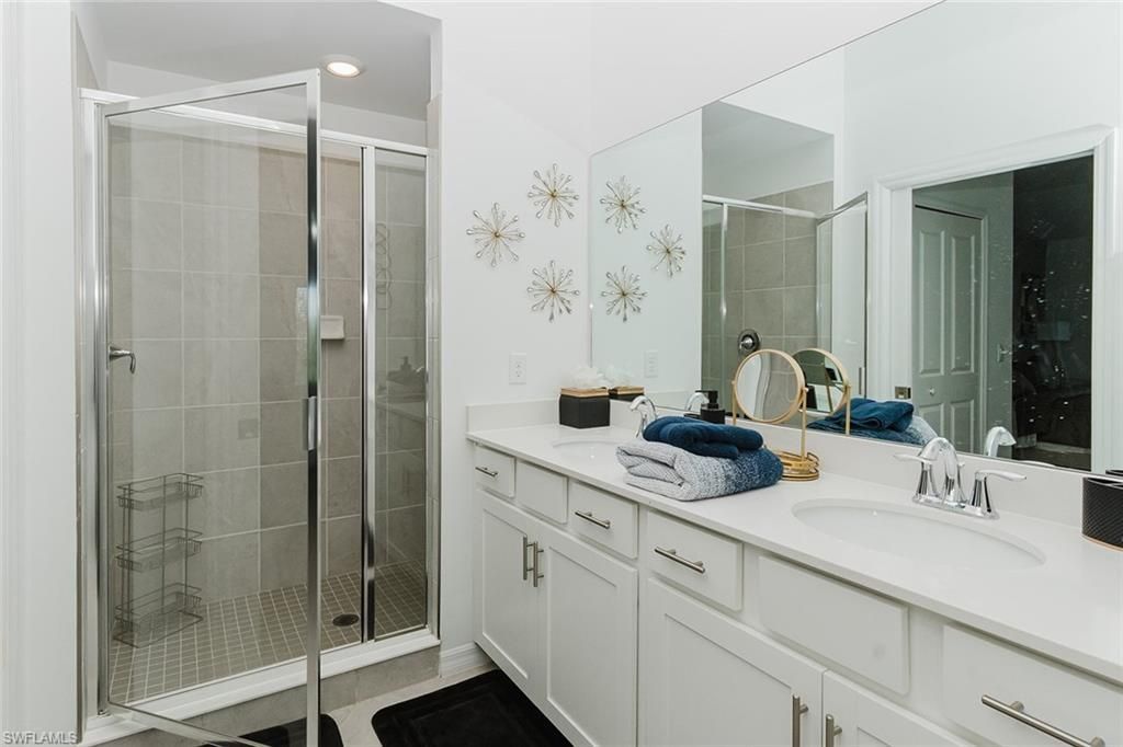 5427 Double Eagle Cir, Unit 2825, Ave Maria, FL 34142 Photo