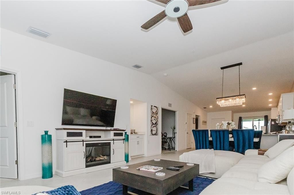 5427 Double Eagle Cir, Unit 2825, Ave Maria, FL 34142 Photo