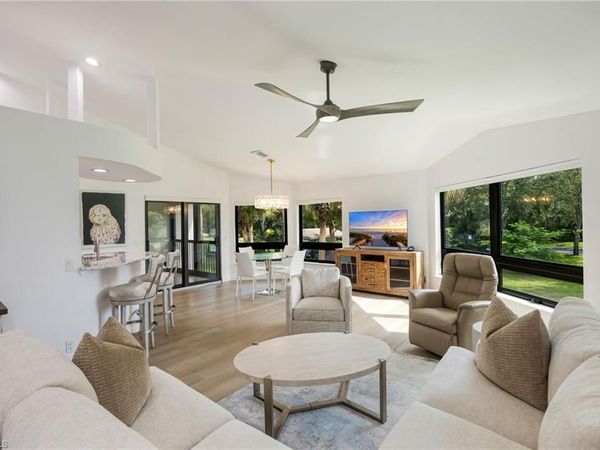 792 Eagle Creek DR, Unit 203, NAPLES, FL 34113