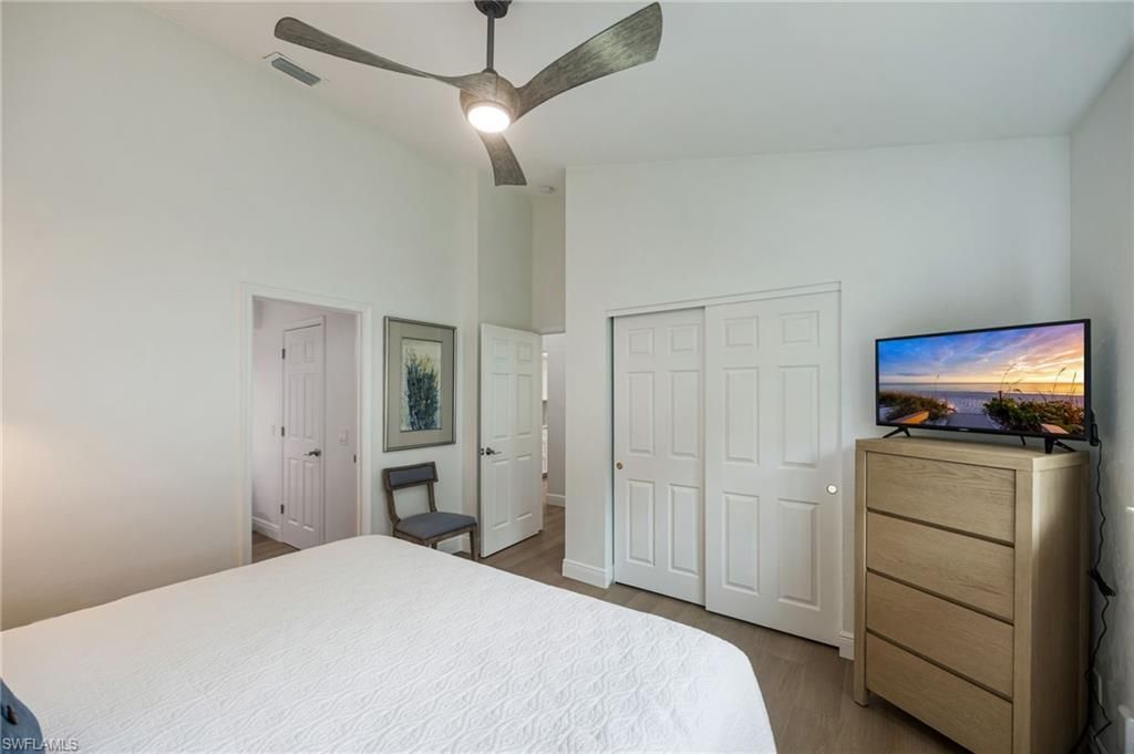792 Eagle Creek Dr, Unit 203, Naples, FL 34113 Photo