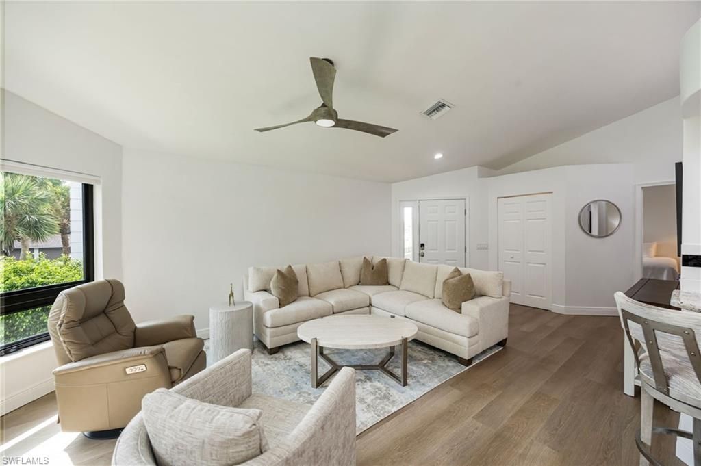 792 Eagle Creek Dr, Unit 203, Naples, FL 34113 Photo