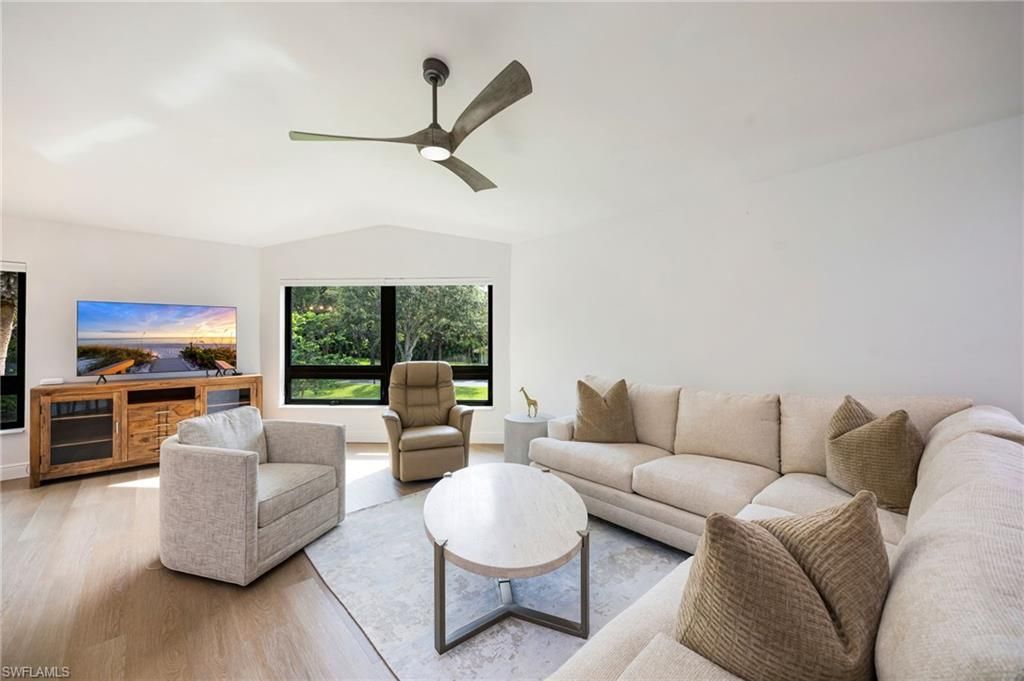 792 Eagle Creek Dr, Unit 203, Naples, FL 34113 Photo