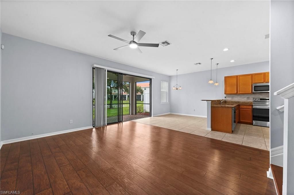 14796 Sutherland Ave , Unit 421, Naples, FL 34119 Photo