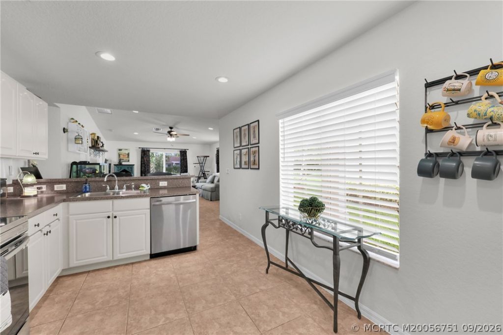 4526 SE Graham Drive , Stuart, FL 34997 Photo
