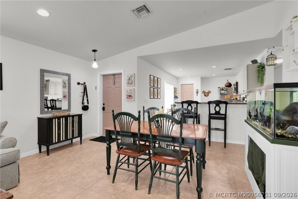 4526 SE Graham Drive , Stuart, FL 34997 Photo