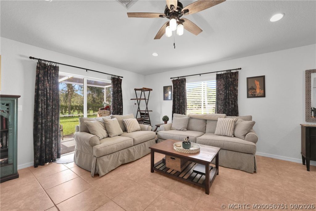 4526 SE Graham Drive , Stuart, FL 34997 Photo