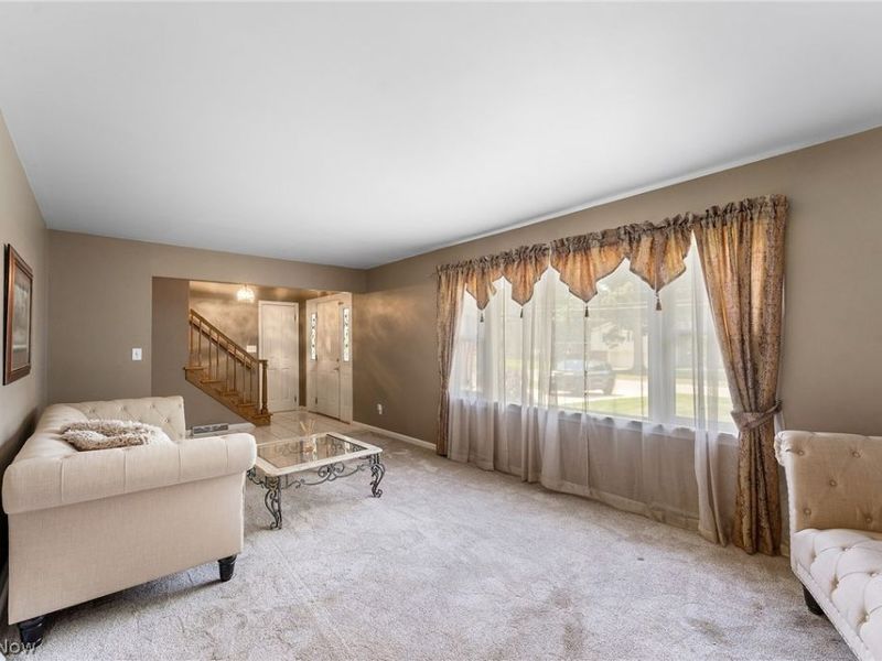 178 Shorehaven Drive, Boardman, OH 44512 Photo 4