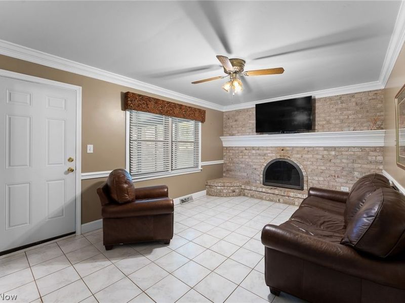 178 Shorehaven Drive, Boardman, OH 44512 Photo 9