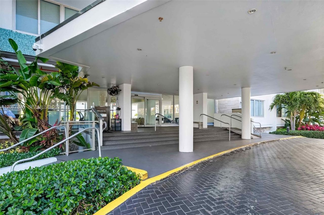 1000 West Ave, Unit 509, Miami Beach, FL 33139 Photo