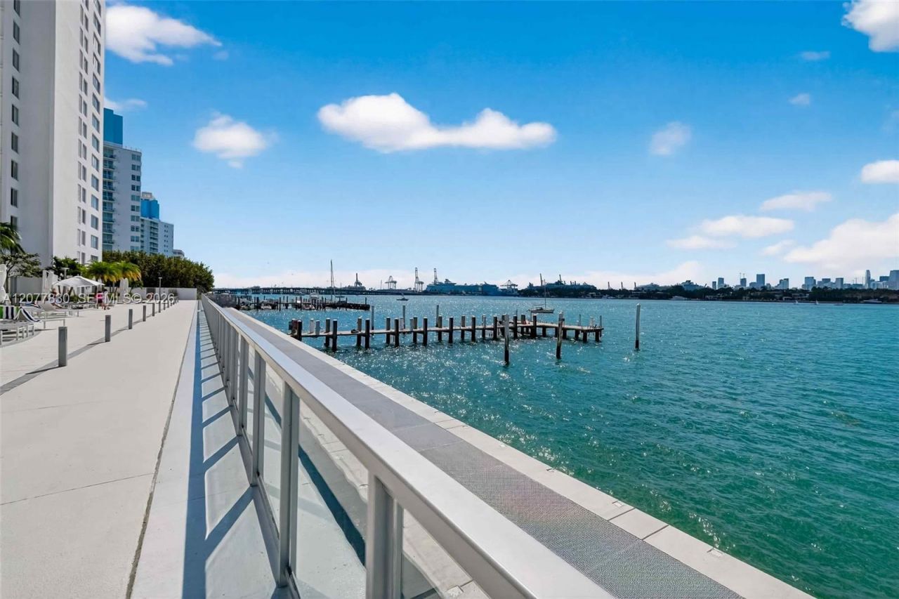 1000 West Ave, Unit 509, Miami Beach, FL 33139 Photo