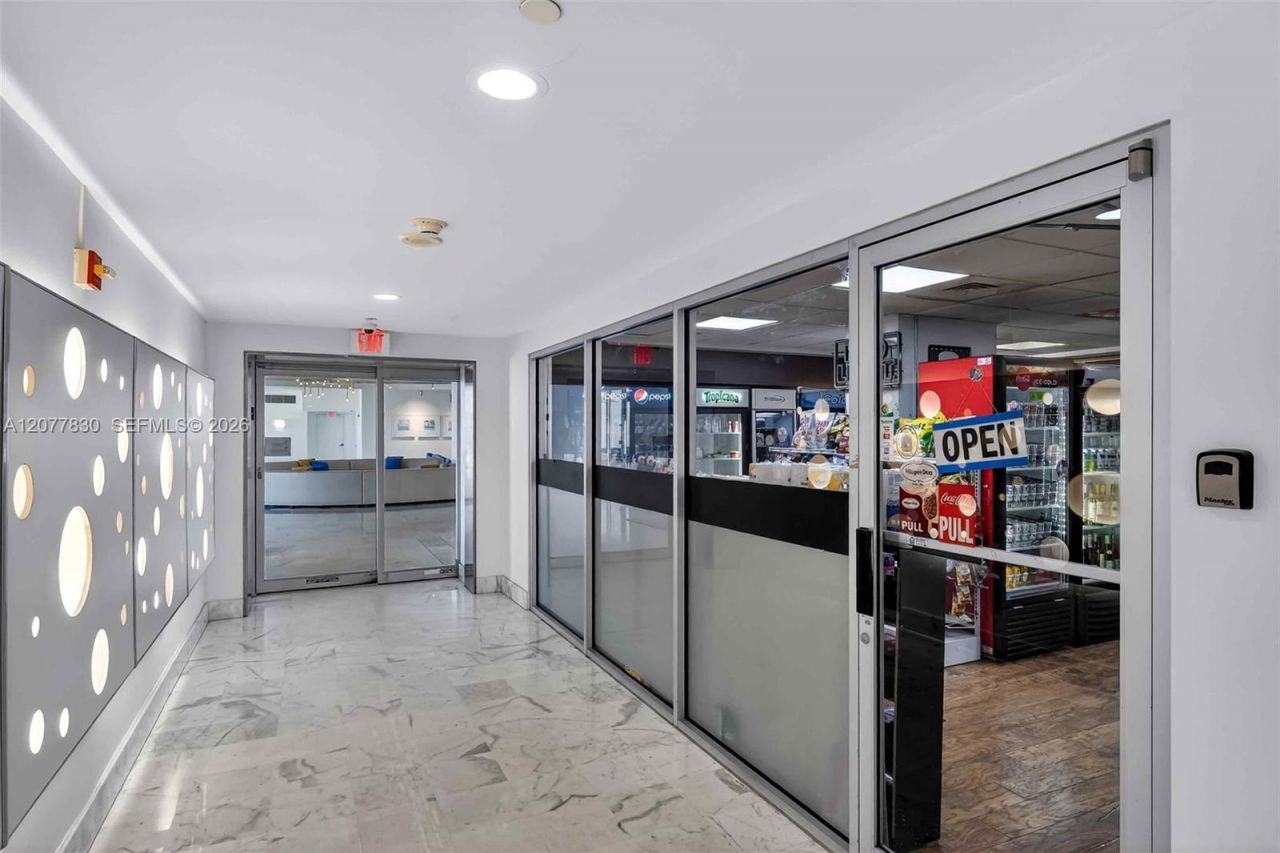 1000 West Ave, Unit 509, Miami Beach, FL 33139 Photo
