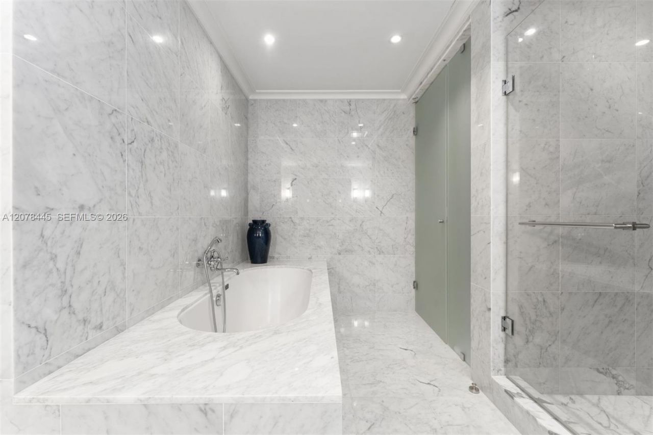 15701 Collins Ave , Unit 3803, Sunny Isles Beach, FL 33160 Photo