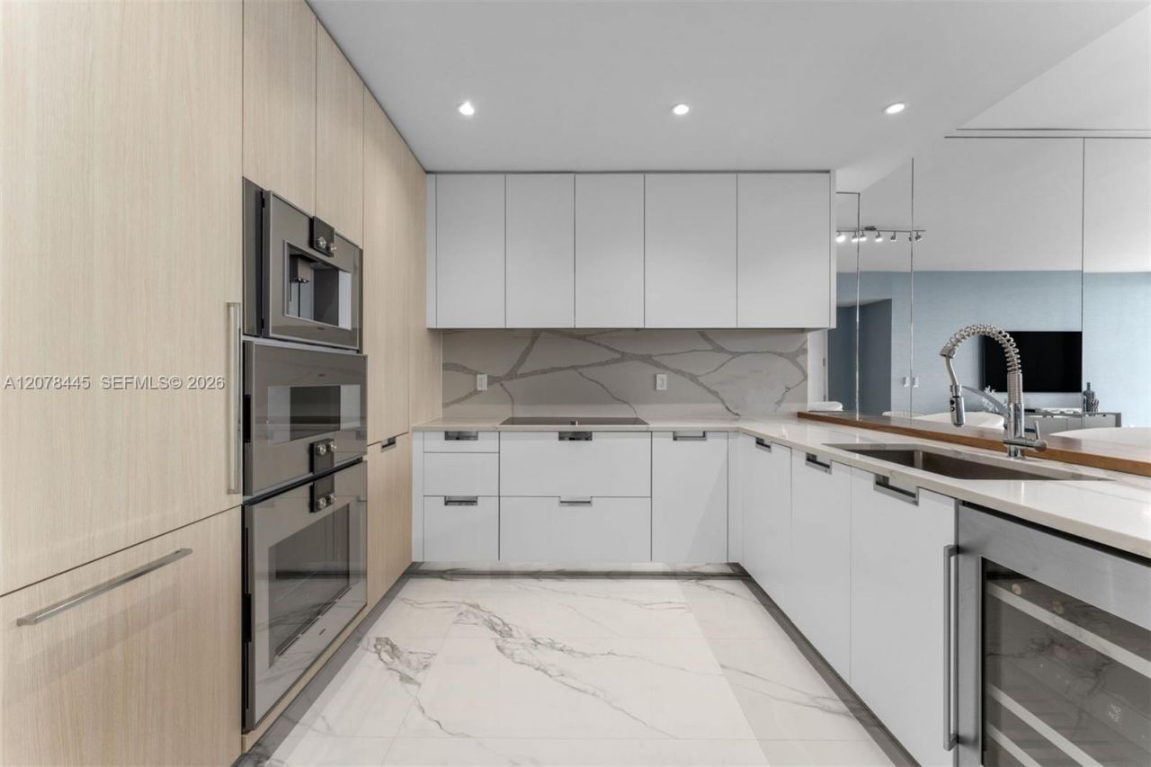 15701 Collins Ave , Unit 3803, Sunny Isles Beach, FL 33160 Photo