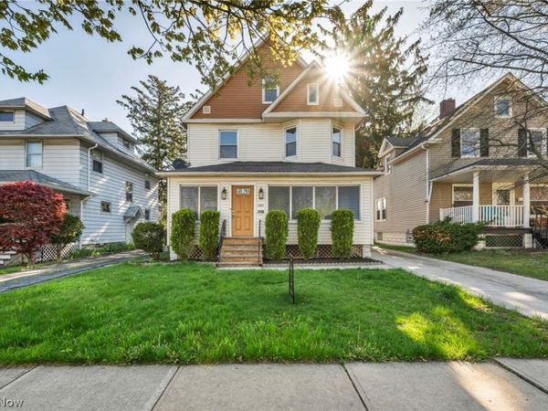 1345 Cove Avenue , Lakewood, OH 44107