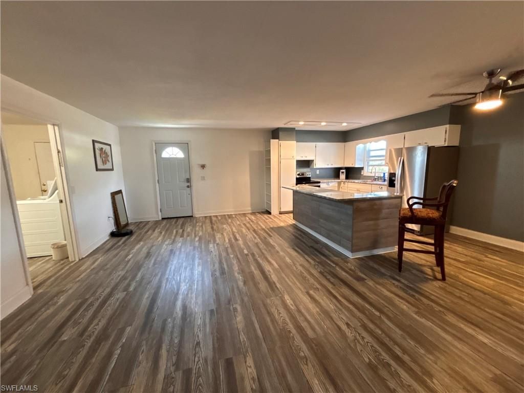 19011 San Carlos Blvd , Fort Myers Beach, FL 33931 Photo