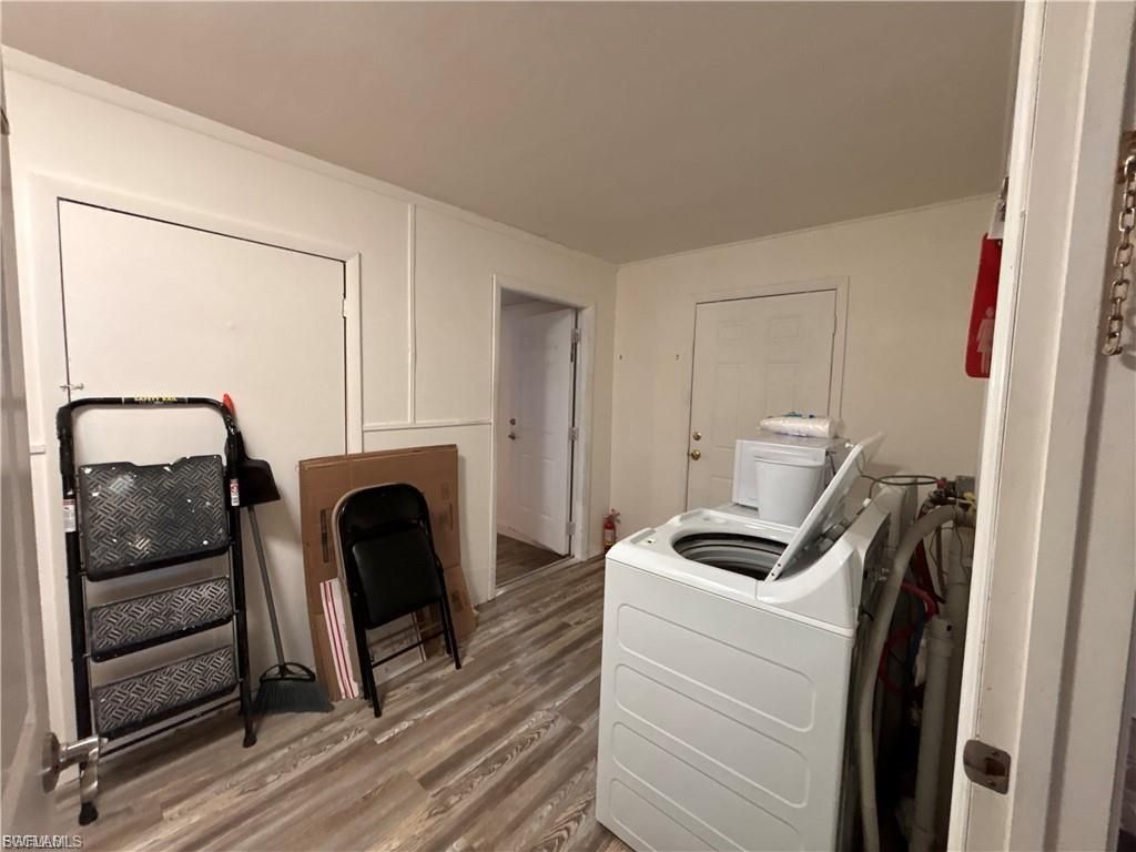 19011 San Carlos Blvd , Fort Myers Beach, FL 33931 Photo