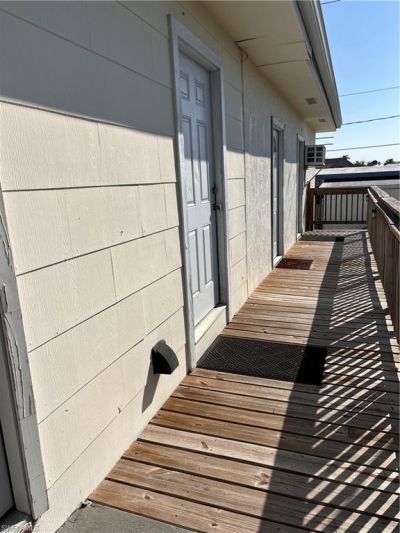 19011 San Carlos Blvd , Fort Myers Beach, FL 33931 Photo