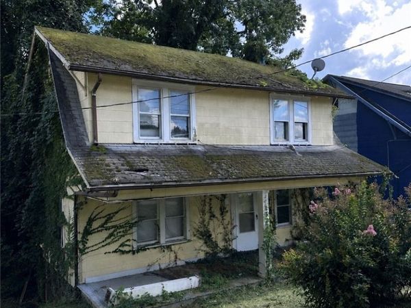 1531 Farnsworth Drive, Charleston, WV 25311